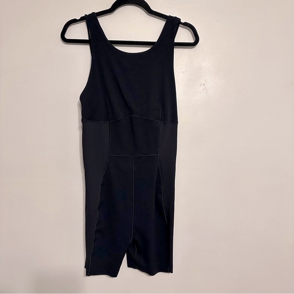 Nike Yoga Dri-FIT Luxe 5" Jumpsuit NWT XL Women’s Black - Picture 3 of 8